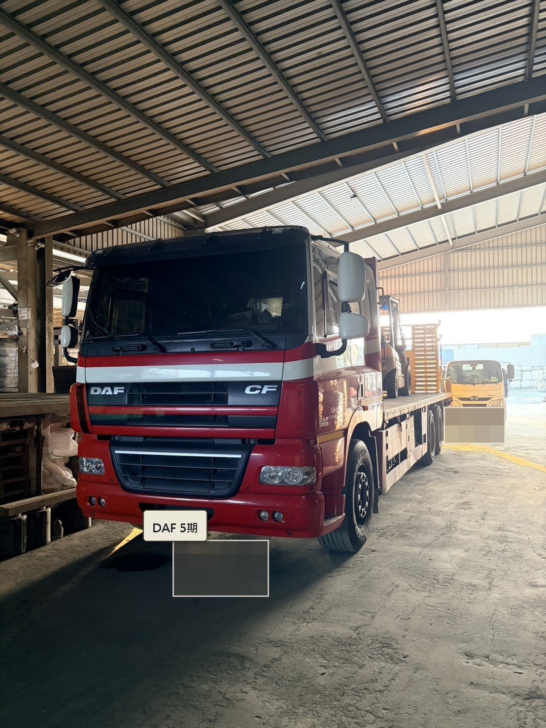 DAF CF 平板車
